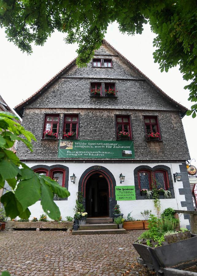 Burgmannenhaus Hotel 3*